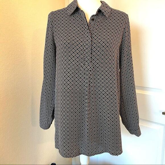 Pleione Roll Tab Sleeve Geometric Print Blouse - Picture 1 of 8